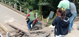 Jembatan Air Aman Lubuk Batang Lama Oku Putus Total