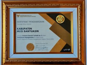 Bidang Pelayanan Kepegawaian BKPSDM Muba Terima Penghargaan Award 2020