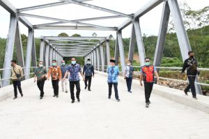 Bupati Lahat Cik Ujang SH Tinjau Pembangunan Jembatan Air Mulak