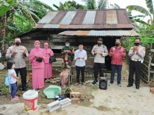 Kapolres Muratara Hadir Peletakan Batu Pertama Bedah Rumah Warga