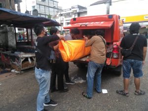 Warga Simpang Stasiun KA Lahat, Heboh Adanya Mayat Laki Laki Dipinggir Jalan