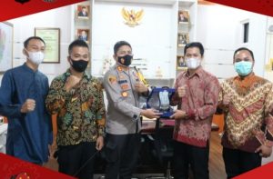 Kapolres Lahat Mendapat Penghargaaan Perwira Berprestasi dari Pemuda Muslim Indonesia