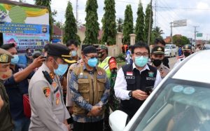 Kapolres Muara Enim Tinjau Pos Penyekatan di Desa Cinta Kasih
