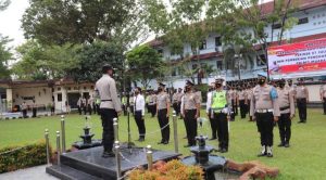 Pimpin Upacara Kenaikan Pangkat dan Pemberian Penghargaan, Kapolres Muara Enim Berikan Amanat Ini