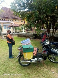 Pedagang Tahu Keliling Dan Kantin Penjualannya Menurun Di Saat Pemberlakuan Sistem Piket