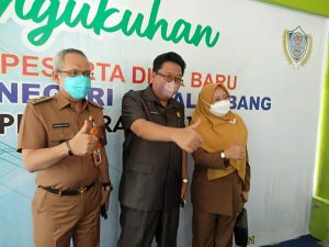 Kepala Dinas Pendidikan Provinsi Sumsel Kukuhkan 371 Peserta Didik Baru SMA Negeri Plus 17 Palembang