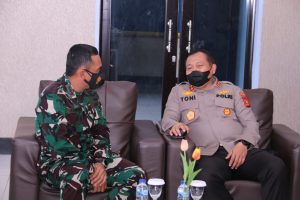 Jamin Sinergitas TNI-Polri, Kapolda Sumsel Silaturahmi dengan Danlanud Sri Mulyono Herlambang Palembang