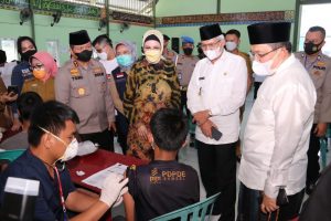 660 Santri di Ponpes Aulia Cendekia Palembang Ikuti Vaksinasi Covid-19