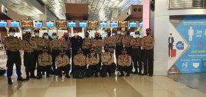 Polri Berangkatkan 100 Resimen Vaksinator Covid-19 ke PON XX Papua