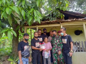 Jumat Barokah Gencar Sambangi Warga Miskin