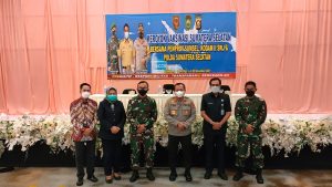 Kapolda Sumsel Memimpin Rapat  Percepatan Vaksin Dengan Keroyok Vaksin