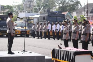 Kapolres Lahat Pimpin Apel Sertijab Wakapolres, Kabag Ops, Kabag Ren, Kasat Intelkam, Kasat Binmas, dan Kapolsek Merapi