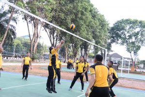 Kapolda Sumsel, PJU dan Para Kasatwil Polda Sumsel Olahraga bersama