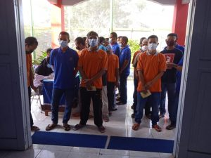 Polres Muara Enim , Terus Gencar Melaksanakan Vaksinasi Menyasar Bagi Warga Kabupaten Muara Enim Yang Belum Tersentuh Program Vaksinasi