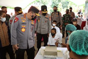 Kapolri Sebut Peran Tokoh Lintas Agama Bantu Percepatan Vaksinasi di Labuan Bajo