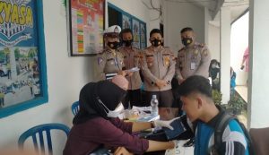 Tinjau Vaksinasi Covid-19 di Kantor Satlantas, Kapolres Lahat Sampaikan Ini