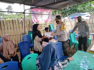 Kapolres Lahat  Berikan Bantuan kepada Korban Musibah Kebakaran