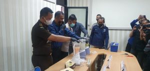 Polda Sumsel Blender Barang Bukti yang Berhasil Diamankan dari Sembilan Tersangka