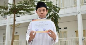 Terpilih Santri Teladan, Burhanuddin Faiz Arkaan Siregar Santri Paling On Time dalam Ibadah