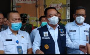 Terkait Mahal dan Langkanya Minyak Goreng, Bupati Lahat Sidak ke Toko dan Gudang