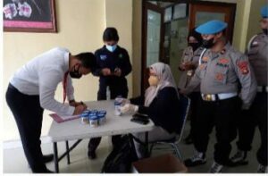 Tes Urine Mendadak di Polda Sumsel
