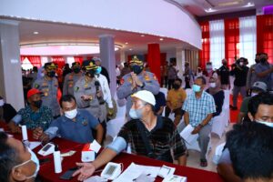 Akselerasi Vaksin Booster, Kapolri : Agar Imunitas Warga Meningkat Sehingga Tekan Laju Covid-19
