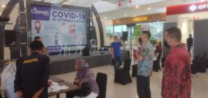 Pengunjung City Mall Lahat di Vaksin Polres Lahat