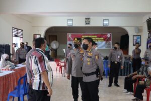 Polres Lahat Giat Baksos dan Vaksinasi di Gereja Santa Maria Lahat