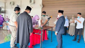 Kepala BPN Joni Efendi SH MKn Lantik  Adeline Evelina SH. MKn Jadi PPAT Kabupaten Lahat