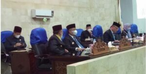 Ketua DPRD Lahat Buka Paripurna LKPJ 2021
