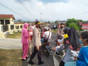 Polres Lahat Kembali Berbagi Takjil