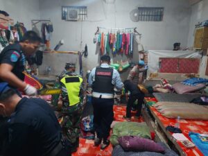 Bekerjasama Dengan TNI, Polri dan BNN, Lapas Kelas IIA Lahat Lakukan Razia Seluruh Kamar Hunian