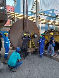 Semangat Terangi Negeri, PLN UPHK Lakukan Pemeliharaan Periodik AI PLTU Teluk Sirih Unit 1