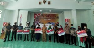 Kodim 0405/Lahat Salurkan Program Bantuan BTPKLWN TNI Tahun 2022
