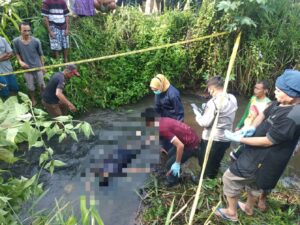 Heboh, Penemuan Mayat di Air Sungai Lembak Desa Pamah Salak Kecamatan Jarai