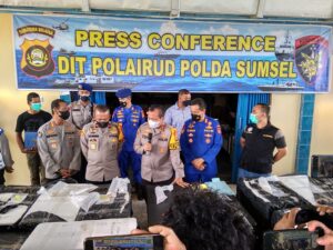 Tangkap Penyelundupan Benih Lobster, Anggota Polairud Polda Sumsel Disandera ABK Kapal Hantu