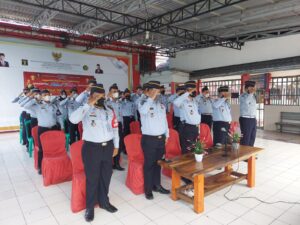 Kalapas Kelas IIA Lahat Kemenkumham Sumsel Beserta Jajaran Apel Pagi dan Halal Bihalal Bersama Yasonna H. Laoly Secara Virtual