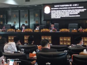 Walikota Palembang Sampaikan Tiga  Raperda dalam Paripurna
