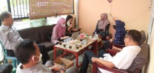 Staf Khusus Sekretariat Jenderal DPR RI Lakukan kunjungan ke Lembaga Bantuan Hukum (LBH)  Yayasan Lembaga Konsumen Sumsel