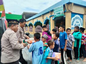 Polres Lahat Giat Safari Jum,at Diiringi dengan Jum’at Barokah