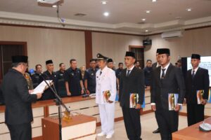 Bupati Lahat Lantik Enam Pejabat Administrator, Ini Namanya