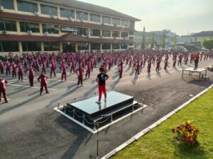 Jaga Kebugaran Tubuh, Personel Polda Sumsel Ikuti Olahraga Bersama