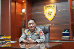 Seorang Pemimpin Harus Menjadi Teladan