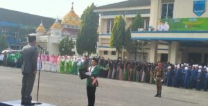 Cik Ujang Pimpin Upacara Peringati Hari Santri Nasional Tahun 2022 di Kabupaten Lahat