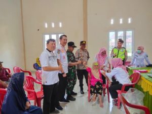 Kapolsek Jarai Polres Lahat Polda Sumsel Monitoring Vaksinasi Booster 2