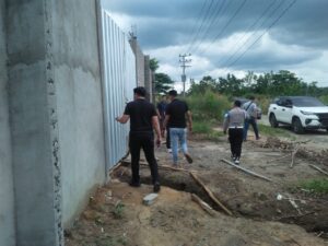 Satgas Ops Illegal Drilling Polda Sumsel Datangi Gudang Diduga Tempat Menimbun Solar Ilegal di Kecamatan Indralaya Utara