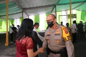 Kapolda Sumsel dan Wakapolda Jelang H-1 Perayaan Natal Pemantauan Situasi Kamtibmas di Gereja