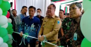 Bupati Lahat Gunting Pita di Grand Opening Bank Sumsel Babel Cabang Pembantu Syariah Lahat