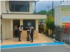 Polres Lahat Bersiaga Penuh Pasca Ledakan Di Polsek Astana Anyar Perketat Penjagaan