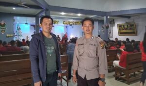Bhabinkamtibmas Brigpol M Wiwiko Pengamanan Ibadah Perayaan Natal Gereja Methodist Indonesia